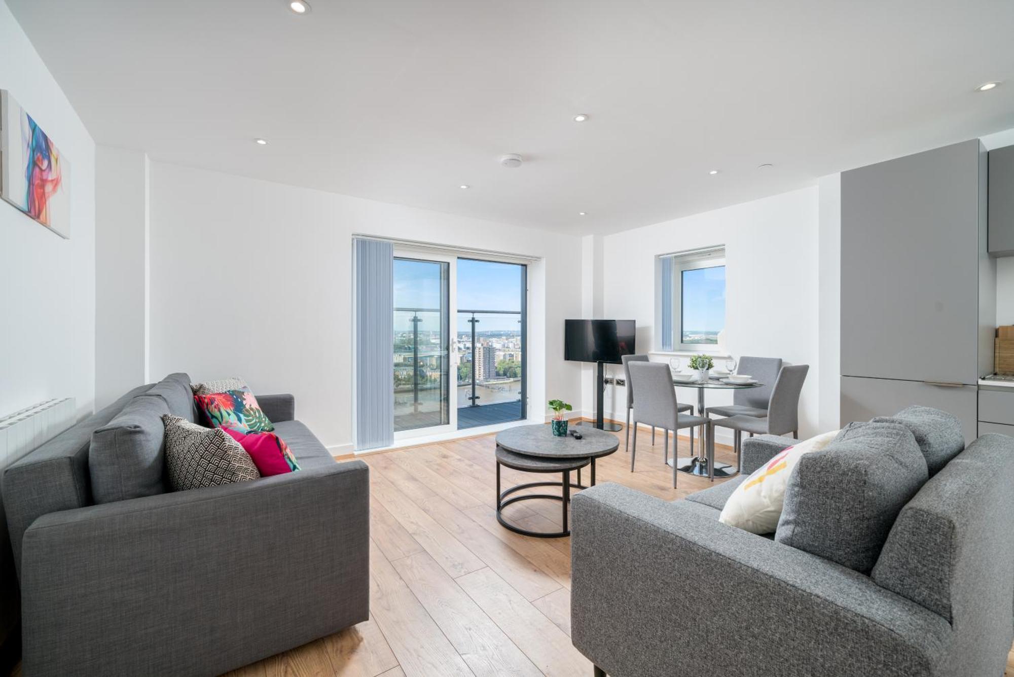 Skyvillion - London River Thames Top Floor Apartments By Woolwich Ferry, Mins To London Excel, O2 Arena , London City Airport With Parking Экстерьер фото