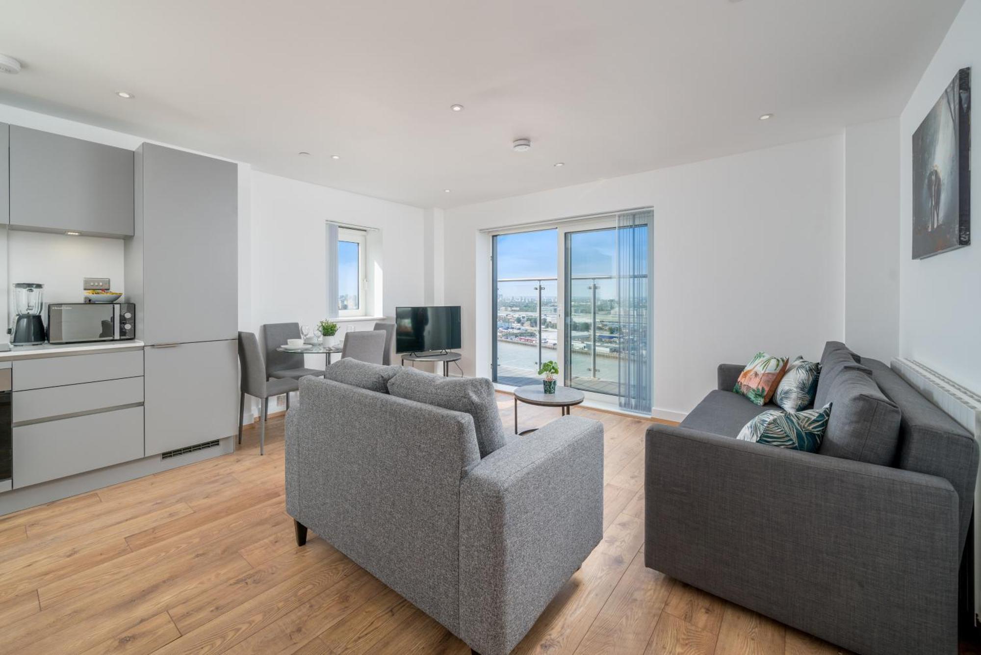 Skyvillion - London River Thames Top Floor Apartments By Woolwich Ferry, Mins To London Excel, O2 Arena , London City Airport With Parking Экстерьер фото
