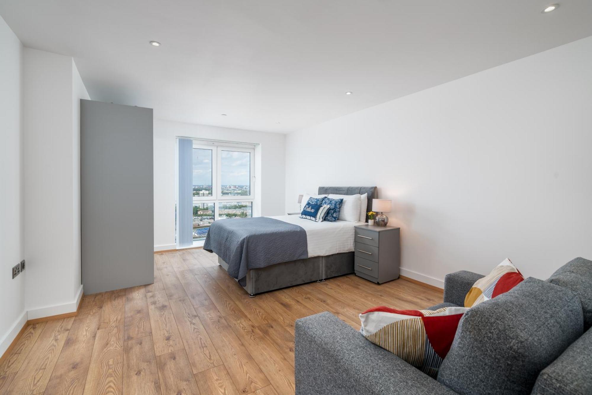 Skyvillion - London River Thames Top Floor Apartments By Woolwich Ferry, Mins To London Excel, O2 Arena , London City Airport With Parking Экстерьер фото
