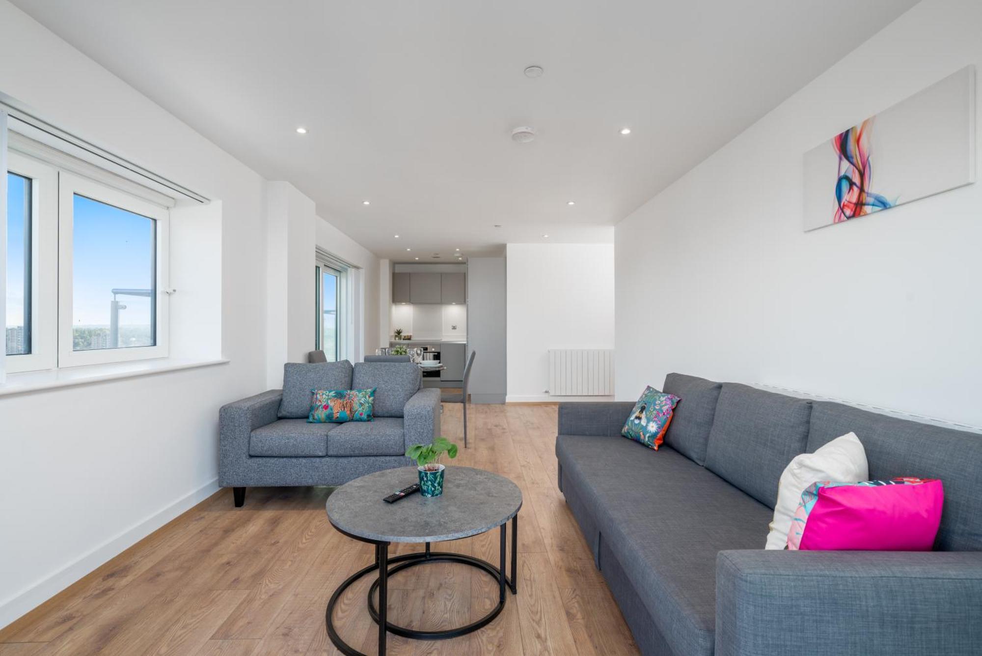 Skyvillion - London River Thames Top Floor Apartments By Woolwich Ferry, Mins To London Excel, O2 Arena , London City Airport With Parking Экстерьер фото